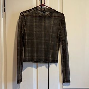 RUE21 Size M Plaid Sheer Long Sleeve Top
